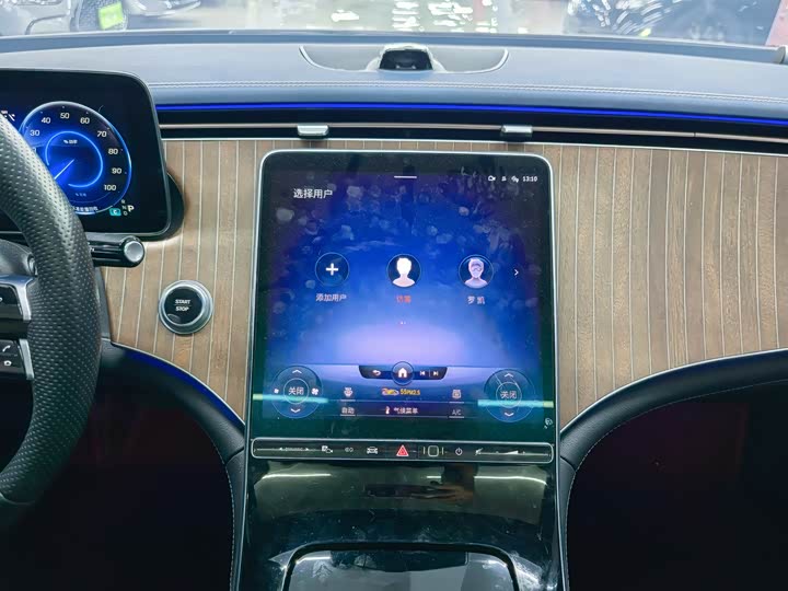 Фото 16 - Mercedes-Benz EQE