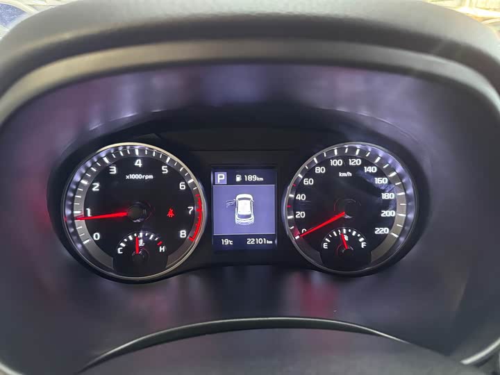 Фото 12 - Kia KX1