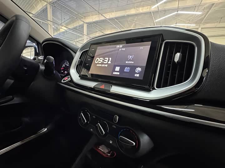 Фото 19 - Kia KX1