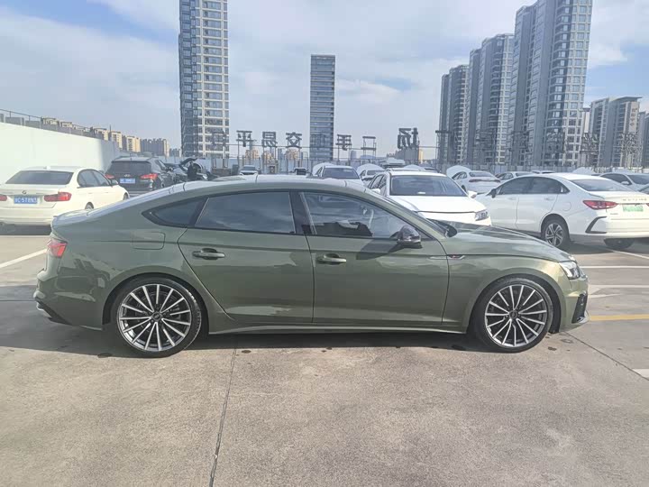 Фото 5 - Audi A5