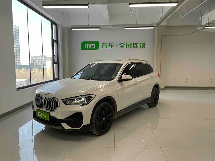 Фото 1 - BMW X1