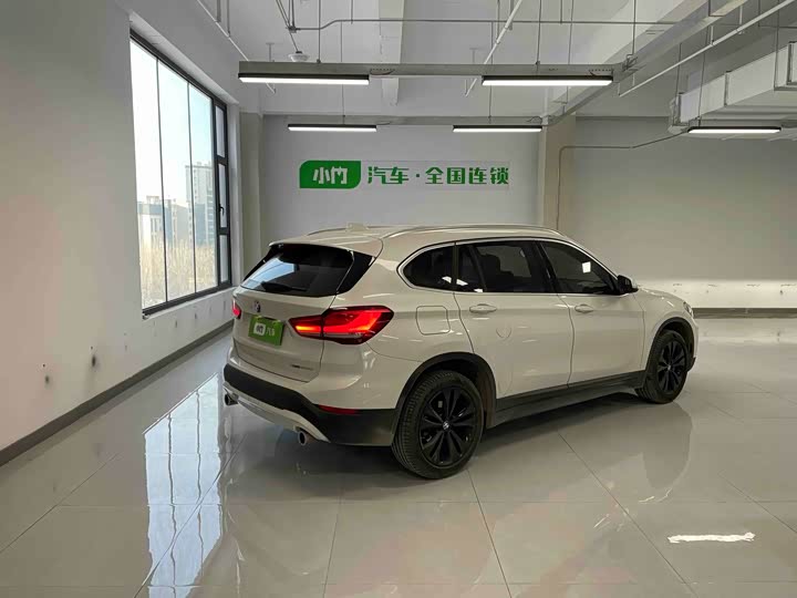 Фото 7 - BMW X1