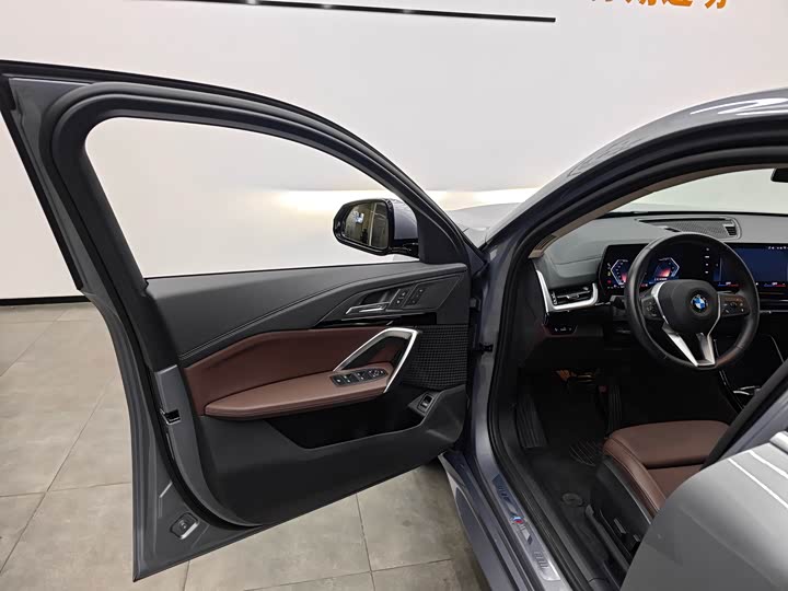 Фото 12 - BMW X2