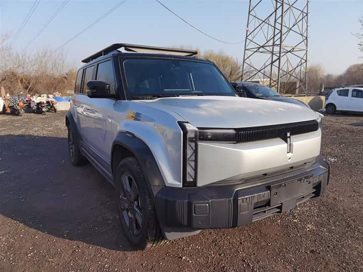 Фото 4 - Chery iCar 03