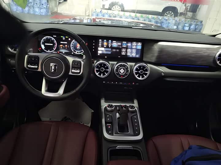 Фото 10 - Tank 300