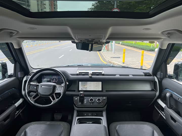 Фото 3 - Land Rover Defender