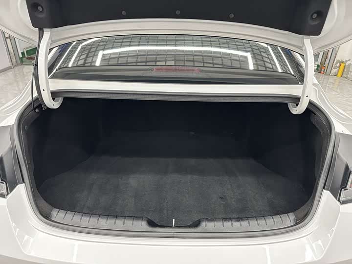 Фото 16 - Hyundai Elantra N line