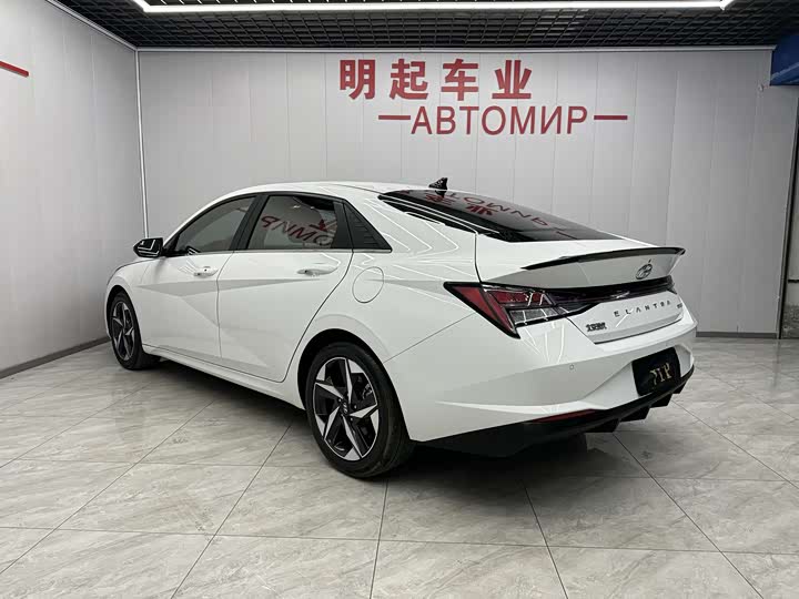 Фото 8 - Hyundai Elantra N line