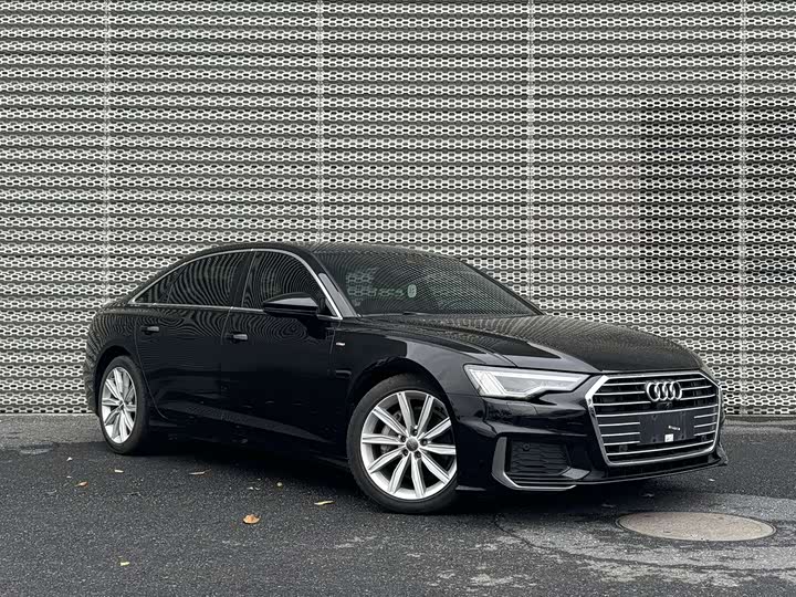 Фото 3 - Audi A6L