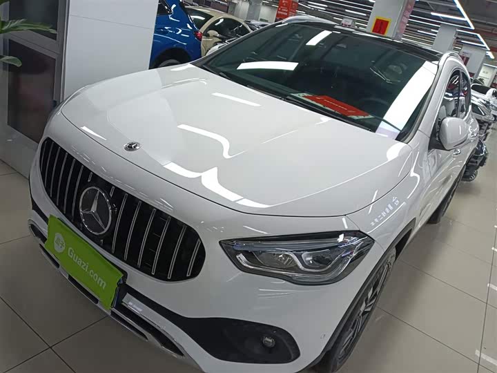 Фото 1 - Mercedes-Benz GLA-Class