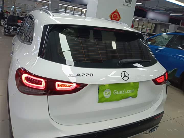 Фото 6 - Mercedes-Benz GLA-Class