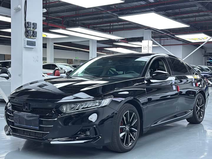 Фото 1 - Honda Accord