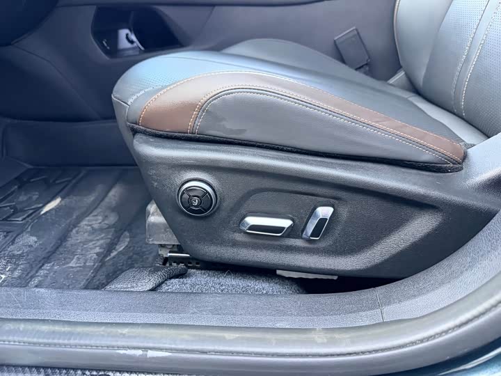 Фото 15 - Dongfeng Aeolus Yixuan Max