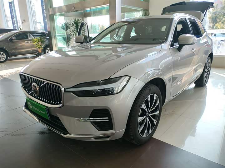 Фото 2 - Volvo XC60