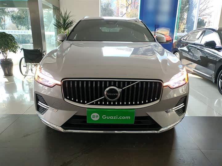 Фото 3 - Volvo XC60