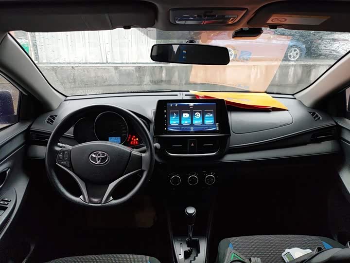 Фото 10 - Toyota Vios