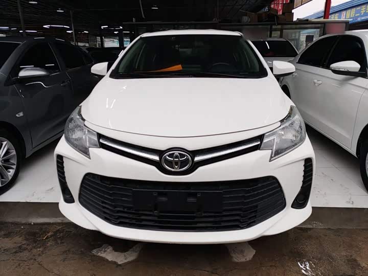 Фото 3 - Toyota Vios