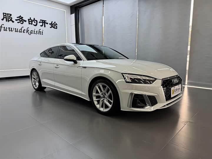 Фото 3 - Audi A5