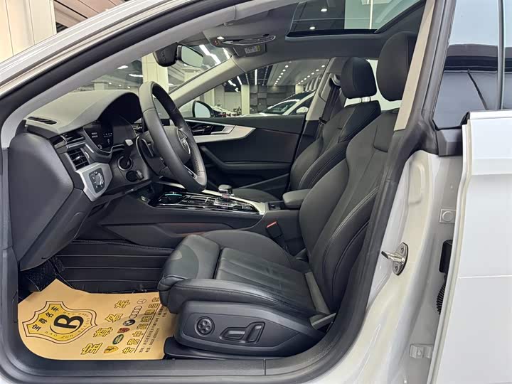 Фото 7 - Audi A5