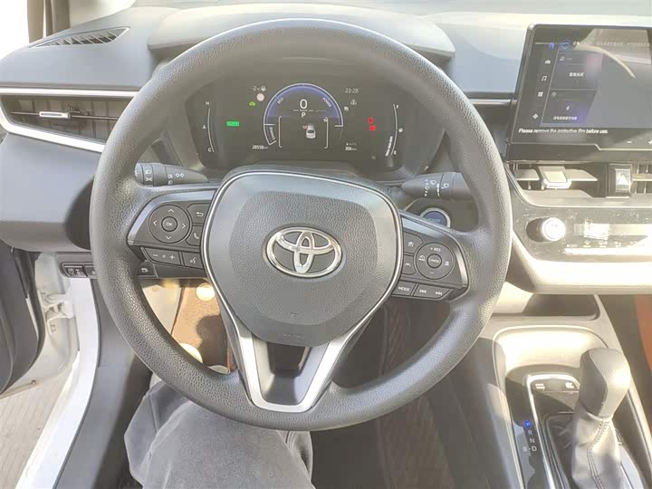 Фото 11 - Toyota Corolla