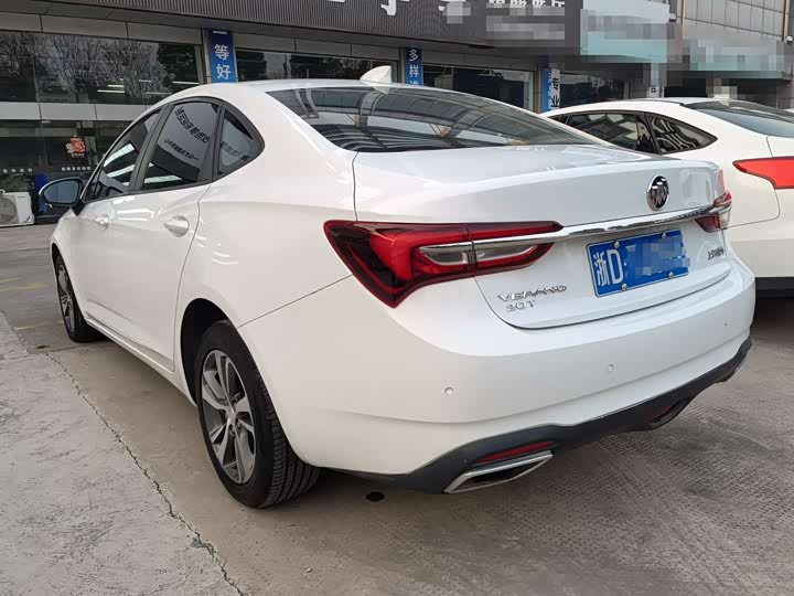 Фото 6 - Buick Verano