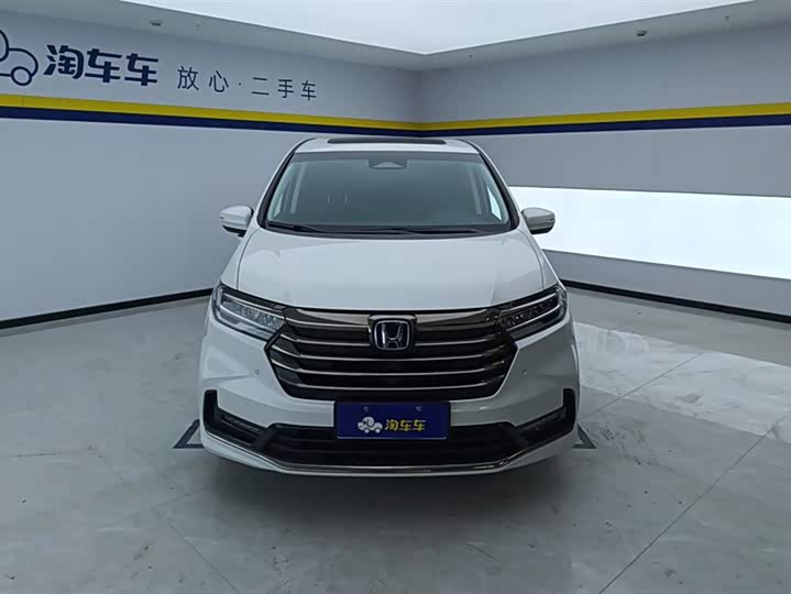 Фото 2 - Honda Odyssey