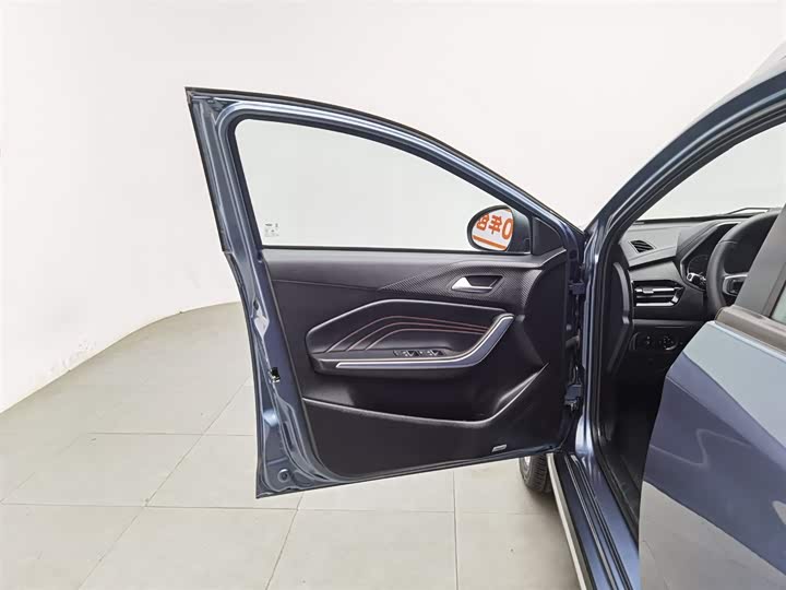 Фото 8 - Chery Tiggo 3x