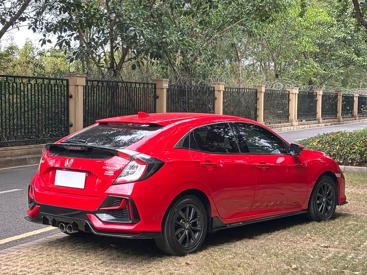 Фото 6 - Honda Civic