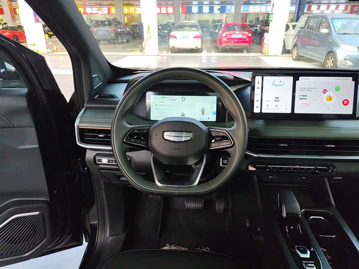 Фото 11 - Geely Okavango L