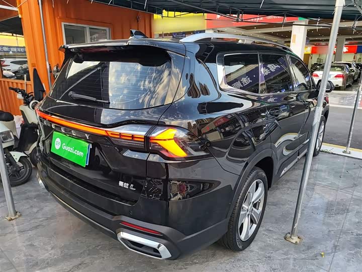 Фото 7 - Geely Okavango L