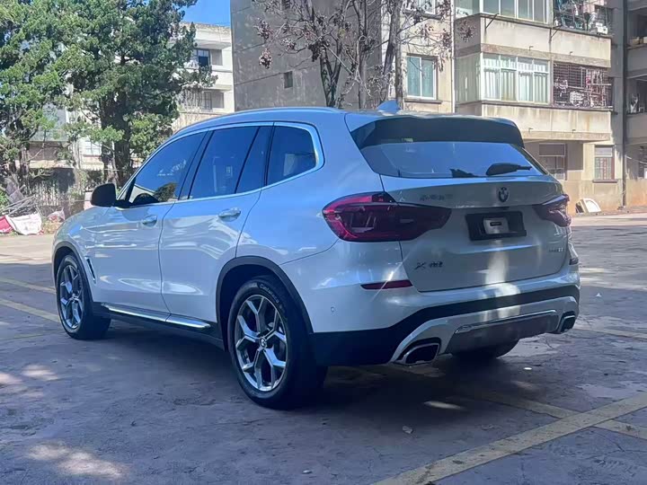 Фото 8 - BMW X3
