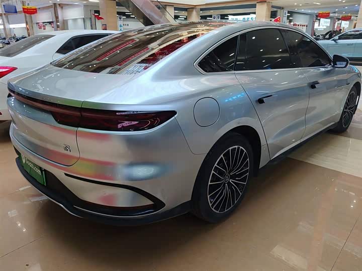 Фото 7 - BYD Han