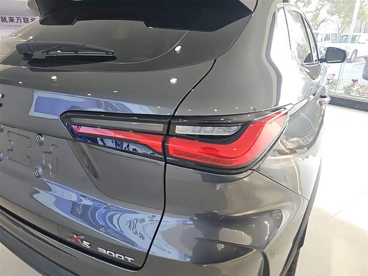 Фото 8 - Changan Oshan X5