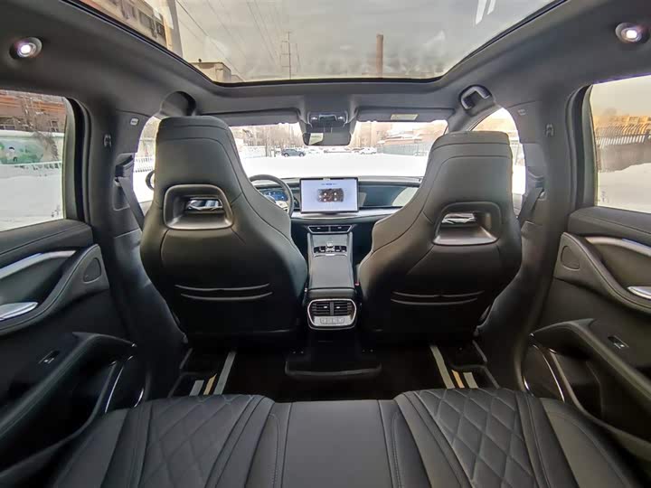 Фото 19 - BYD Sea Lion 07 EV