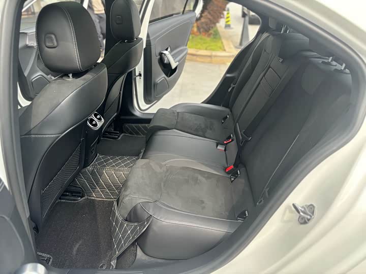 Фото 6 - Mercedes-Benz A-Class