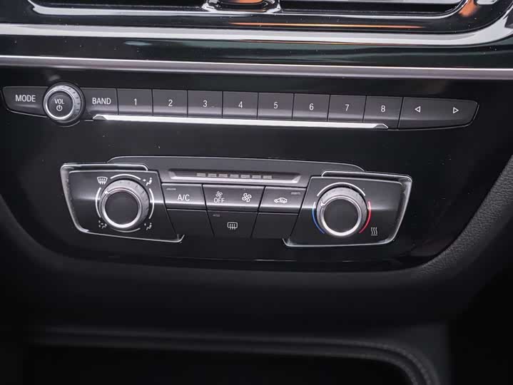 Фото 23 - BMW 1 Series