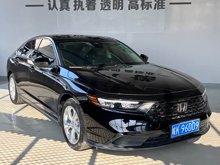 Фото 3 - Honda Accord