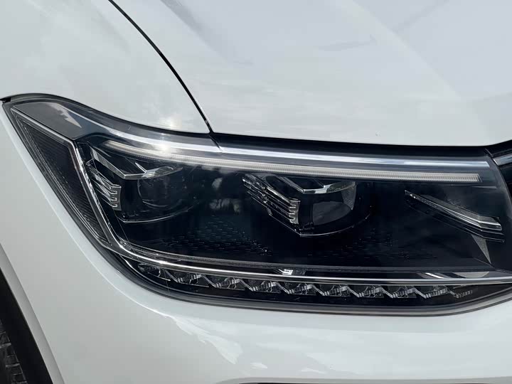 Фото 14 - Volkswagen T-Cross