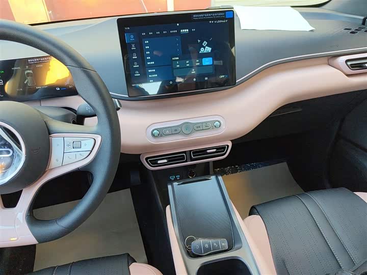 Фото 13 - BYD Seagull