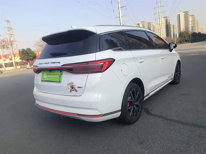 Фото 7 - BYD Song Max Hybrid