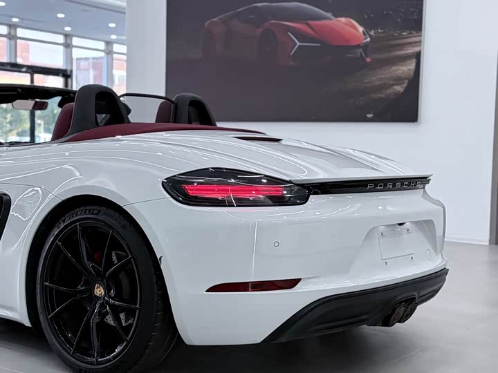 Фото 7 - Porsche 718