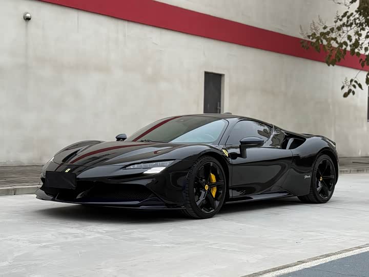 Фото 1 - Ferrari SF90