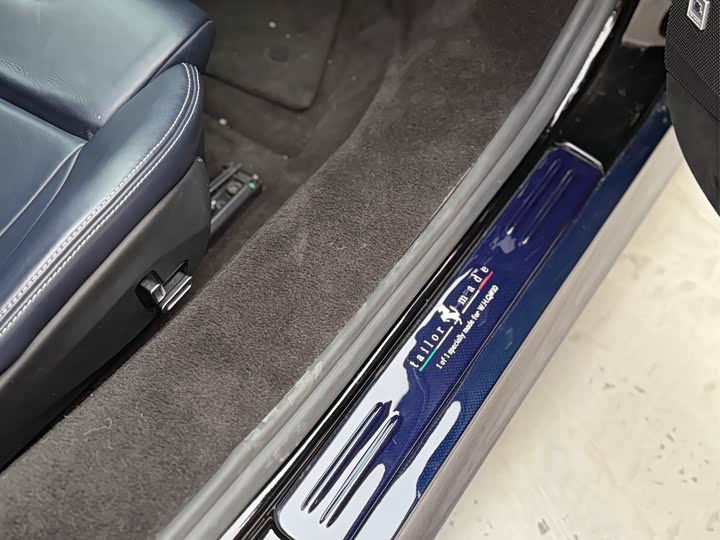 Фото 24 - Ferrari SF90