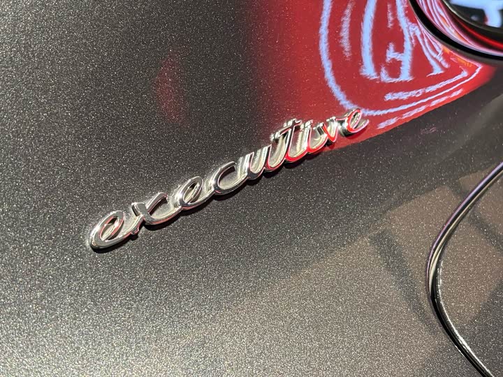 Фото 29 - Porsche Panamera