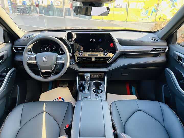 Фото 11 - Toyota Crown Kluger