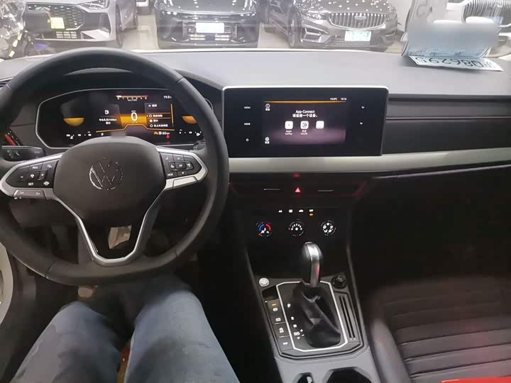 Фото 10 - Volkswagen Lavida