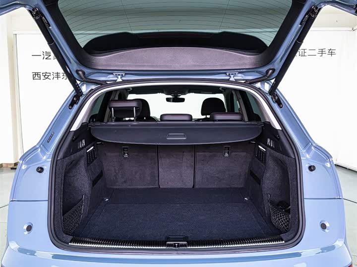 Фото 9 - Audi Q5L