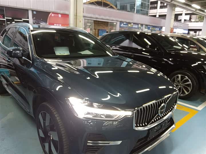 Фото 4 - Volvo XC60 Hybrid