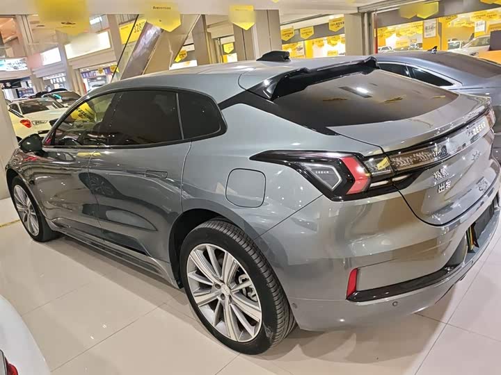 Фото 5 - Zeekr 001