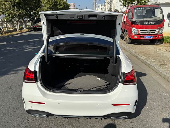 Фото 18 - Mercedes-Benz A-Class